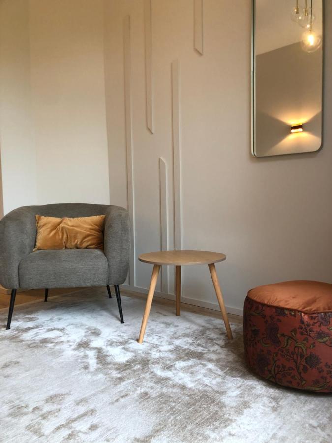 Good Mood - Chambres Et Suite นามูร์ ภายนอก รูปภาพ